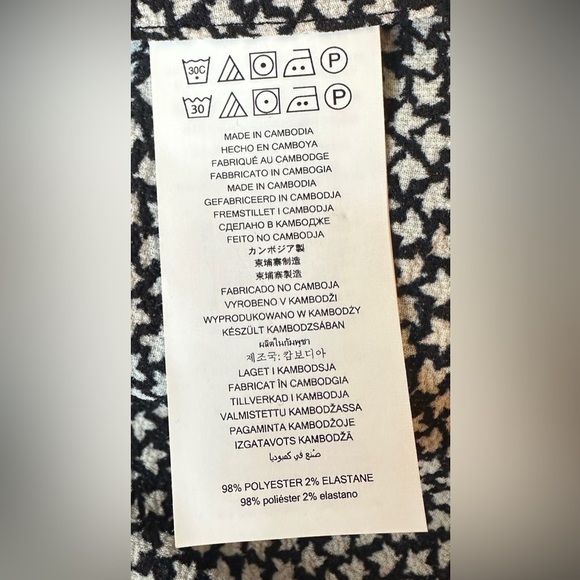 Michael Kors Galyn Off The Shoulder Top, Size Large - Picture 5 of 6